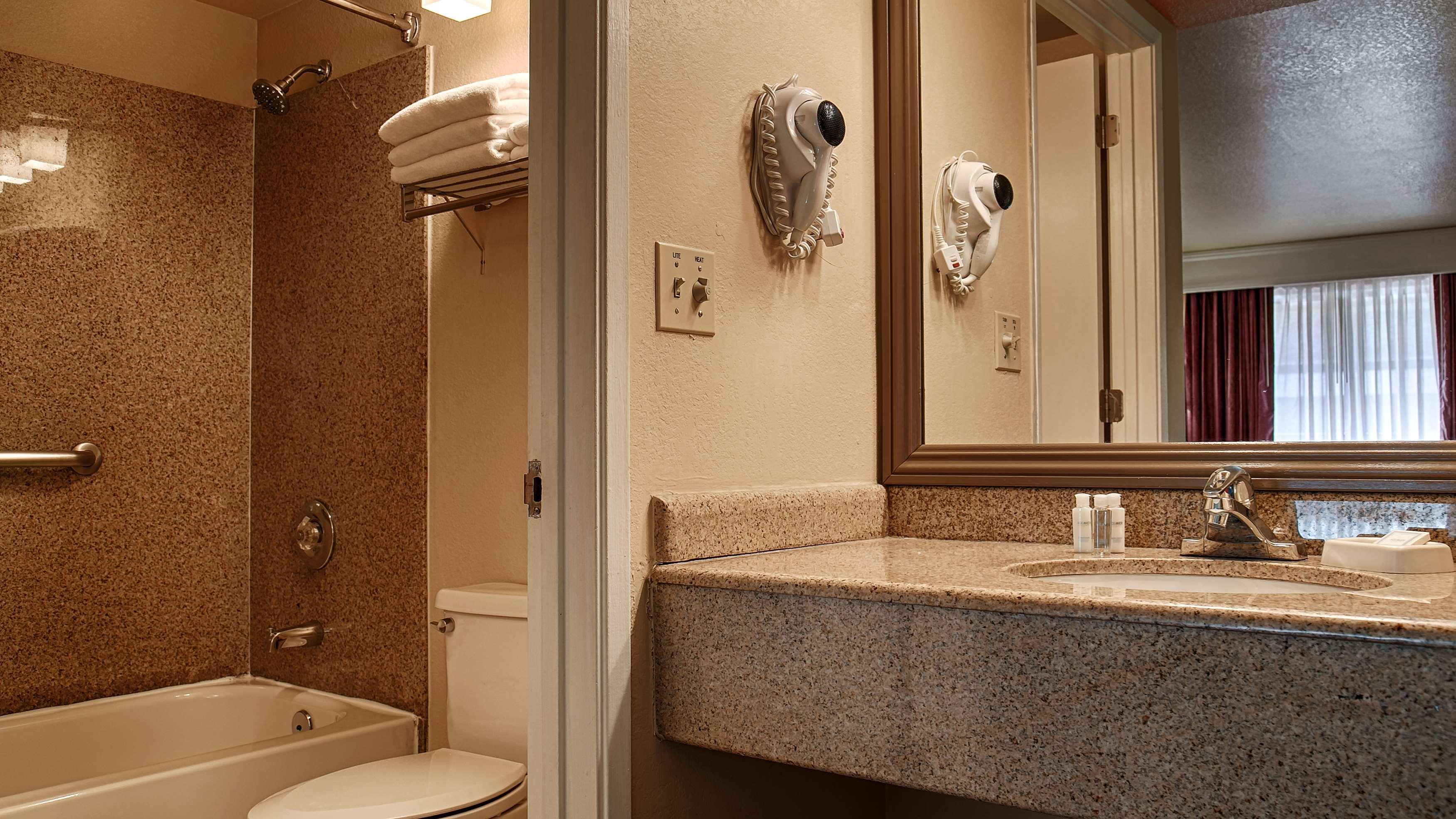Best Western Heritage Inn Concord Εξωτερικό φωτογραφία