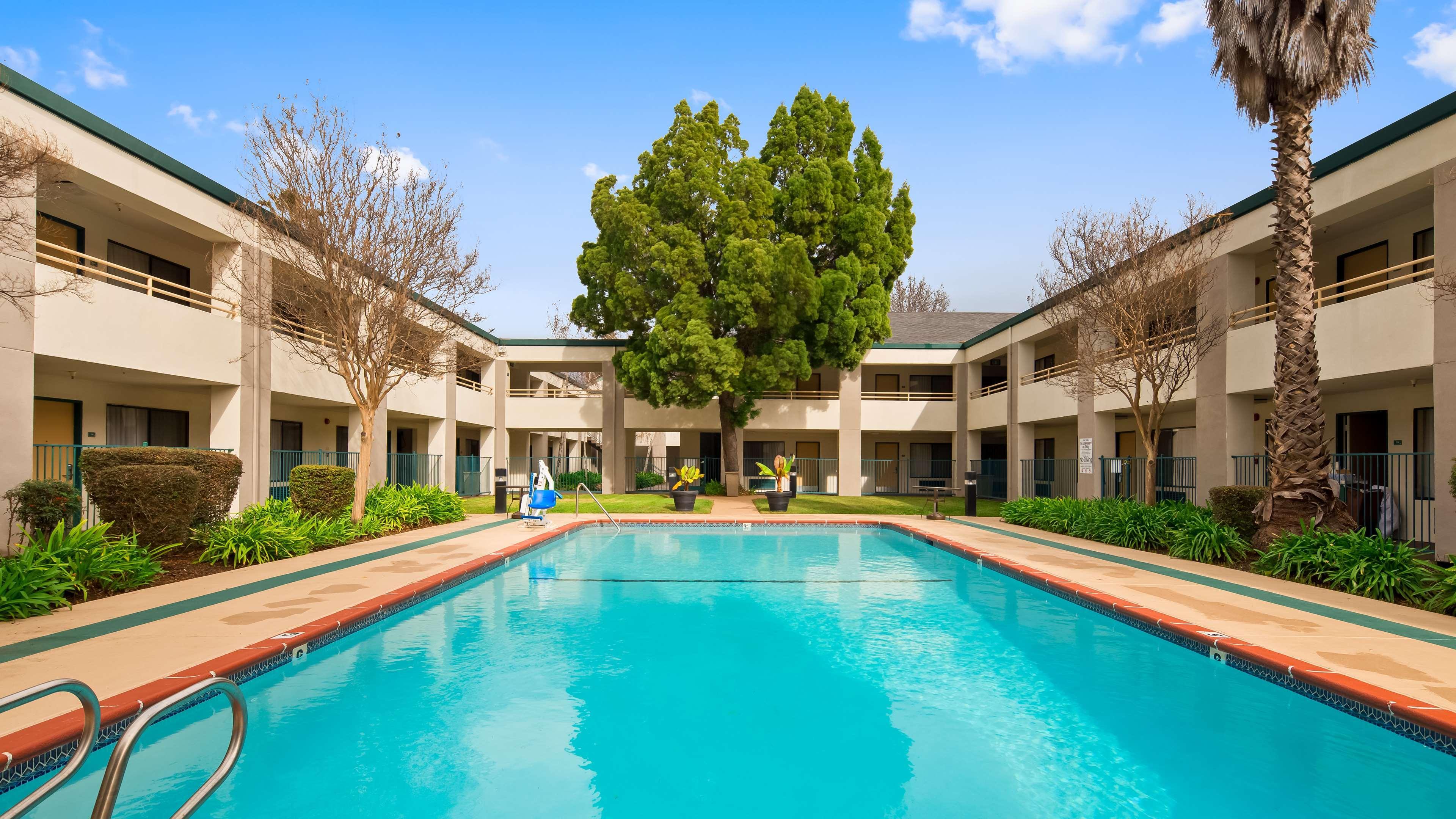 Best Western Heritage Inn Concord Εξωτερικό φωτογραφία