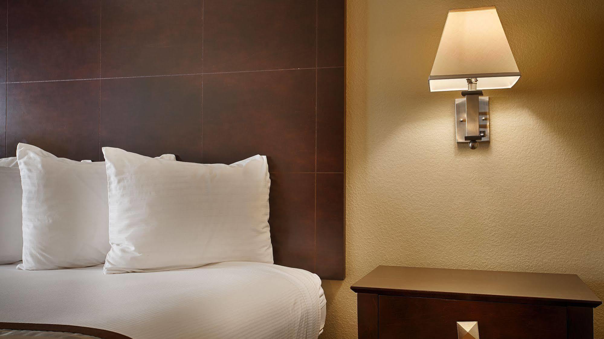 Best Western Heritage Inn Concord Εξωτερικό φωτογραφία